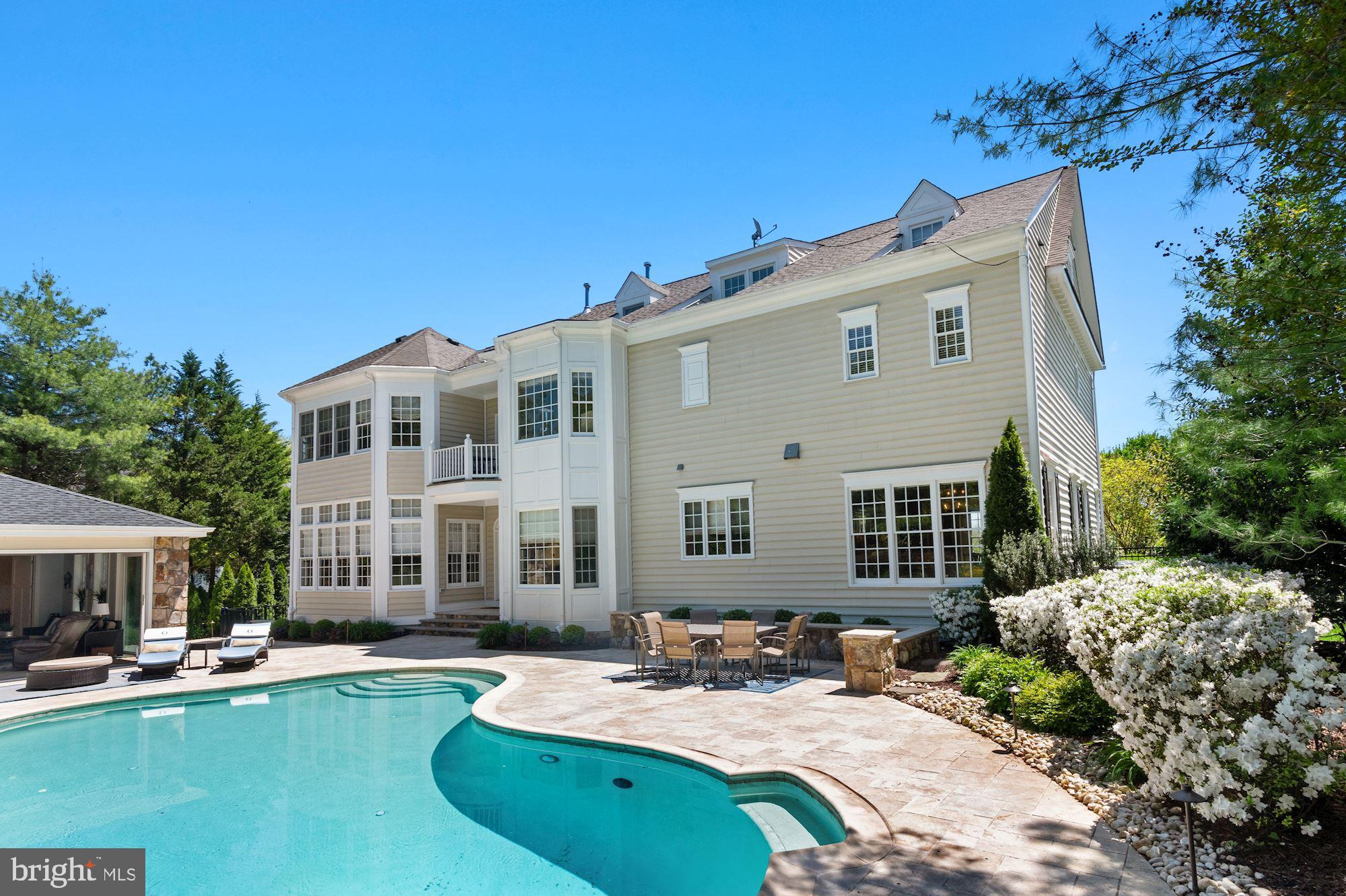 1500 Sandy Glenn Place Sandy Spring, MD 20860 - Photo 78 of 84 Pool