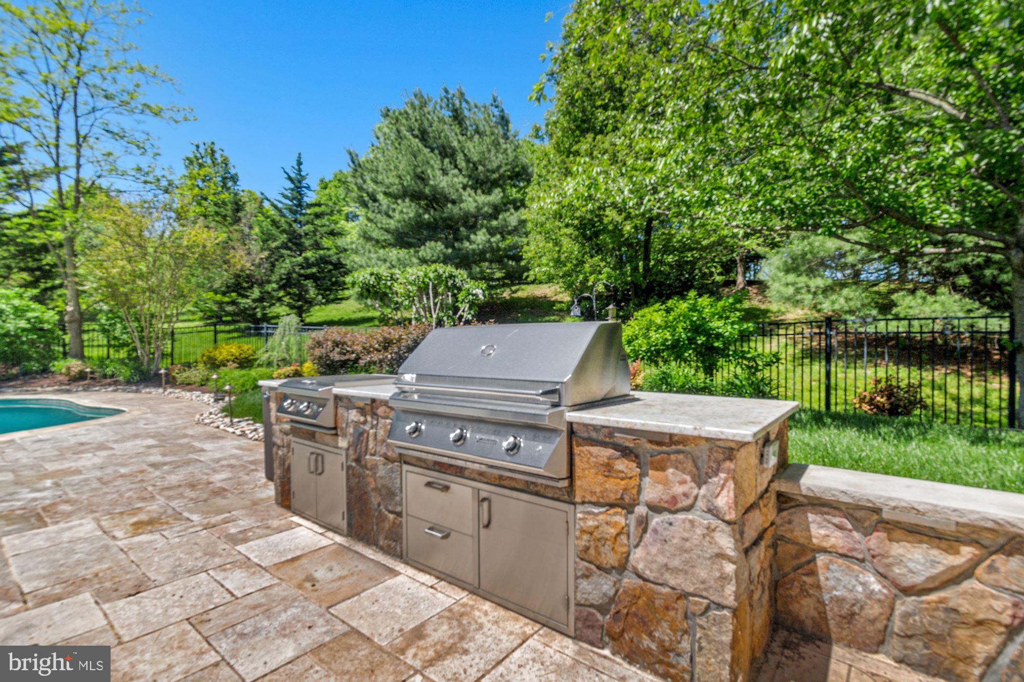 1500 Sandy Glenn Place Sandy Spring, MD 20860 - Photo 80 of 84 Grilling Station