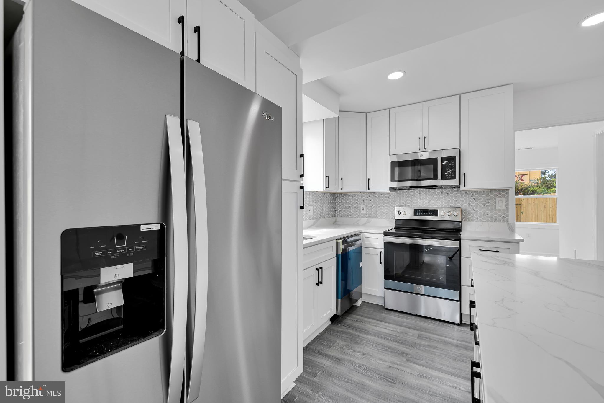 166 35th Street Northeast Washington, DC 20019 - Photo 10 of 28 Stainless Steel GE Appliances
