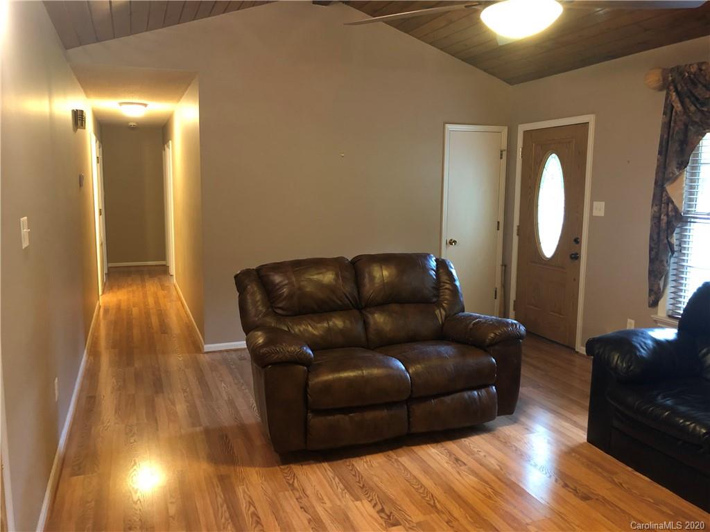 1619 Rink Dam Road Taylorsville, NC 28681 - Photo 7 of 18 Gallery Image 7