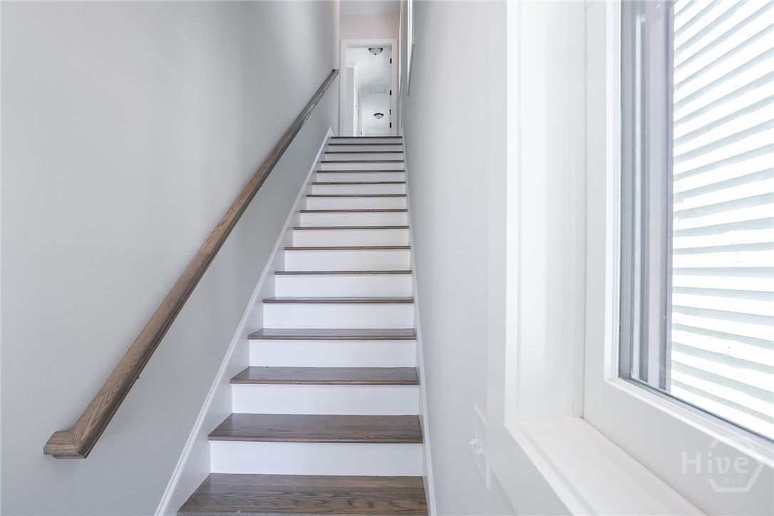 1720 Barnard Street Savannah, GA 31401 - Photo 5 of 27 Unit on 2nd floor