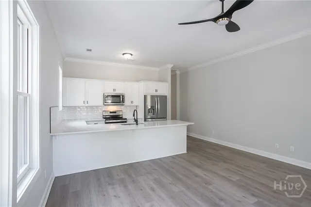 $2,950 | 1720 Barnard Street, Savannah, GA 31401