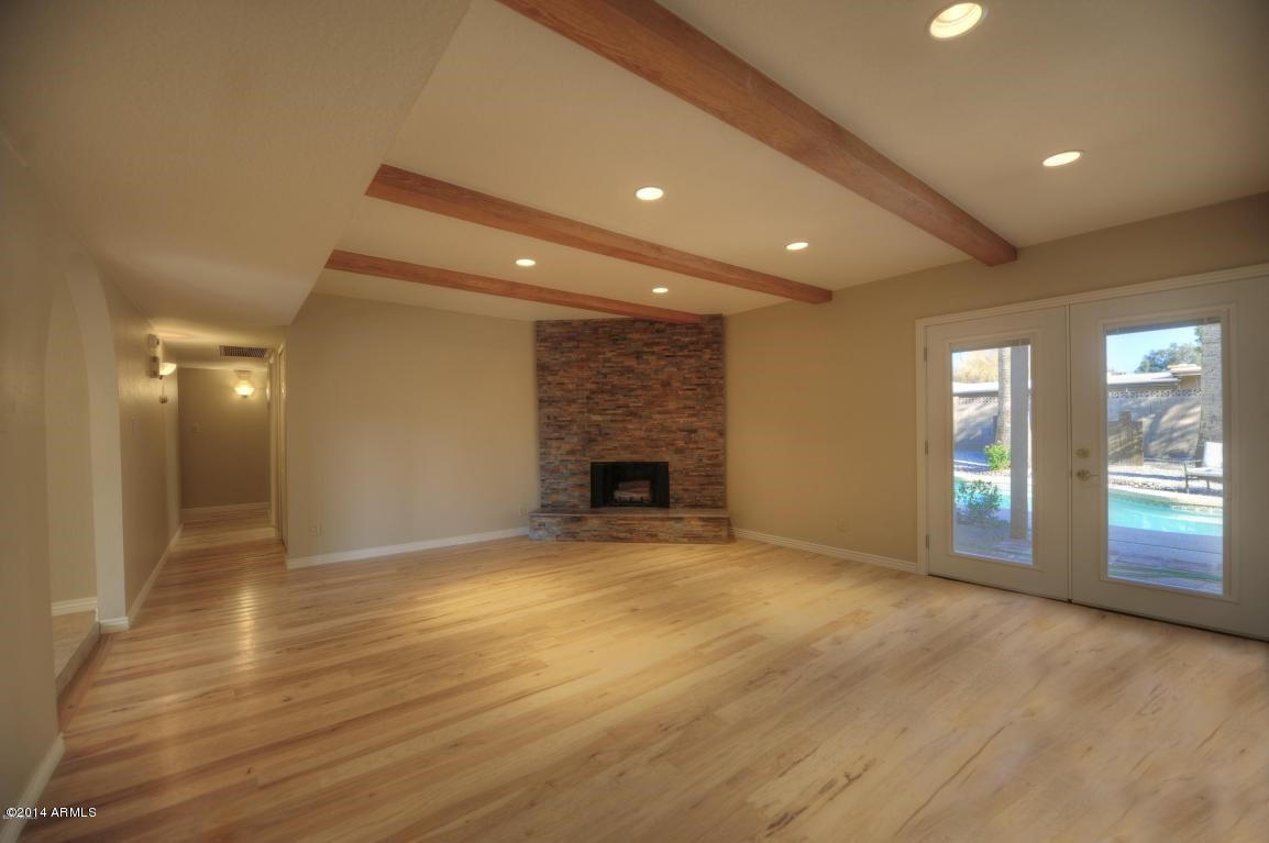 6548 East Presidio Road Scottsdale, AZ 85254 - Photo 3 of 14 3