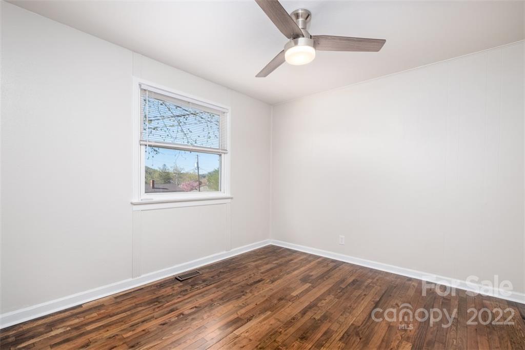 102 Elm Bend Road Brevard, NC 28712 - Photo 14 of 18 Gallery Image 14
