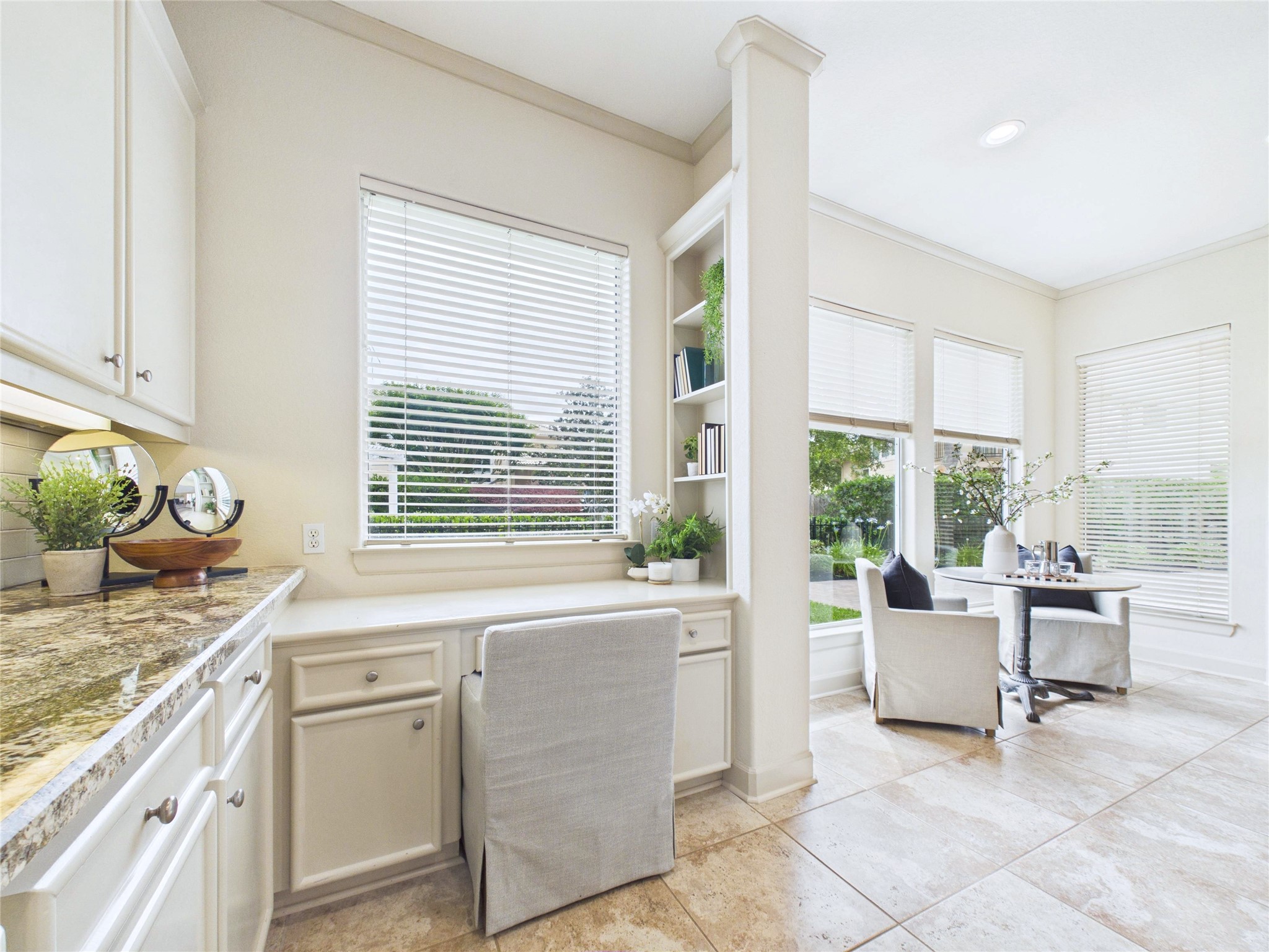 403 Harborside Way Kemah, TX 77565 - Photo 13 of 39 View of backyard and marina from this cozy desk space with hidden doggy door!