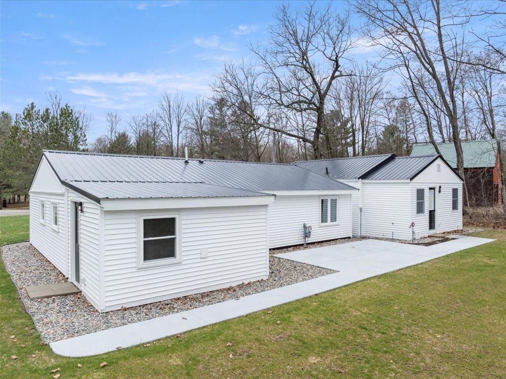 33177 Crystal Springs Road Grand Rapids, MN 55744 - Photo 6 of 37