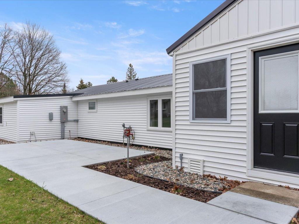 33177 Crystal Springs Road Grand Rapids, MN 55744 - Photo 7 of 37