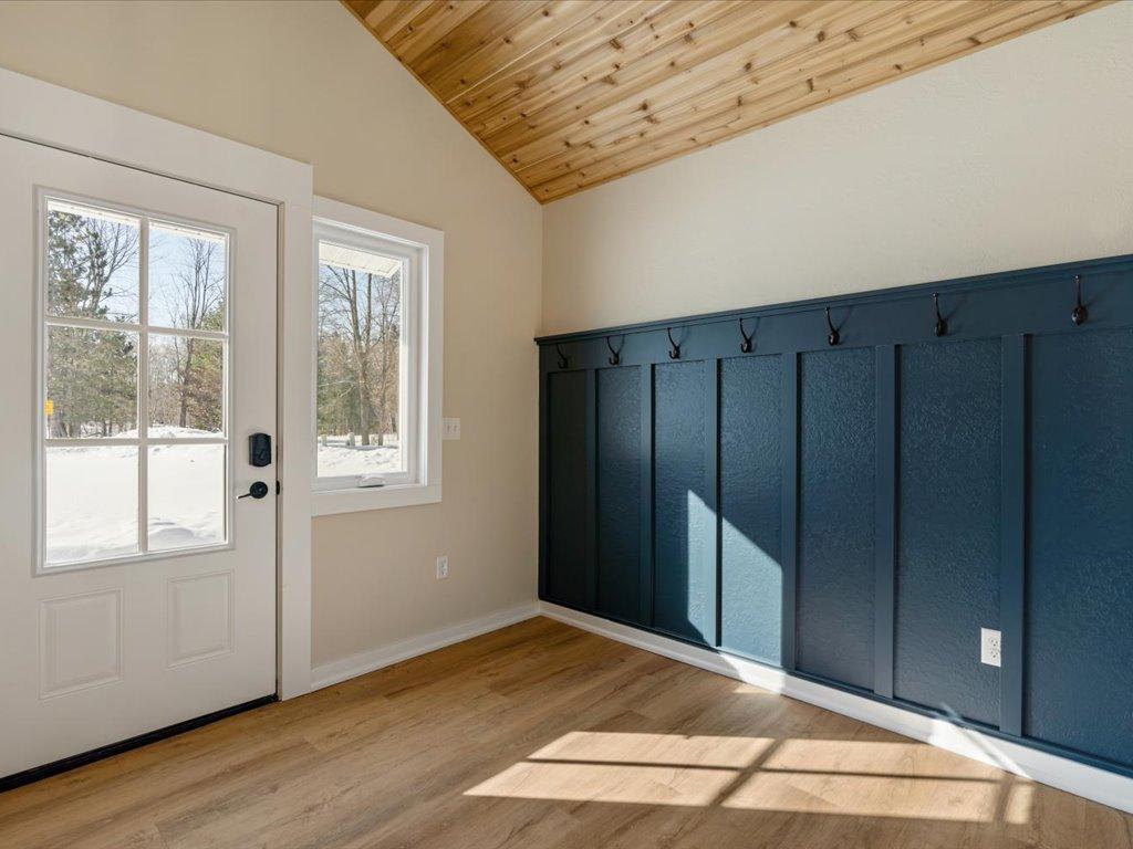 33177 Crystal Springs Road Grand Rapids, MN 55744 - Photo 8 of 37