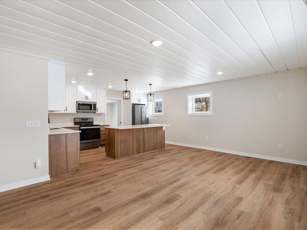 33177 Crystal Springs Road Grand Rapids, MN 55744 - Photo 9 of 37