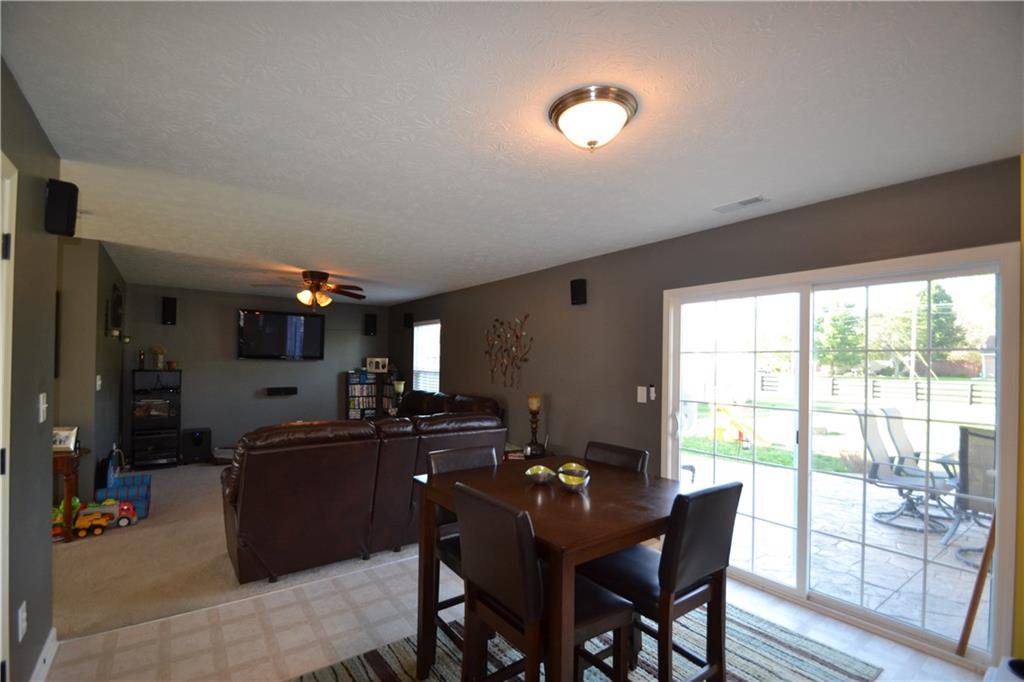 560 Reed Court Greenfield, IN 46140 - Photo 5 of 19