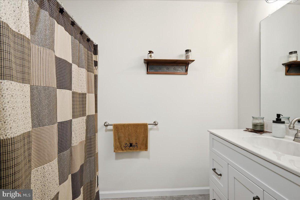 85 McCool Lane Lehighton, PA 18235 - Photo 24 of 39 a bathroom with a sink and a mirror