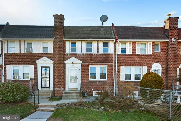 $1,800 | 226 Wynnewood Avenue, Lansdowne, PA 19050