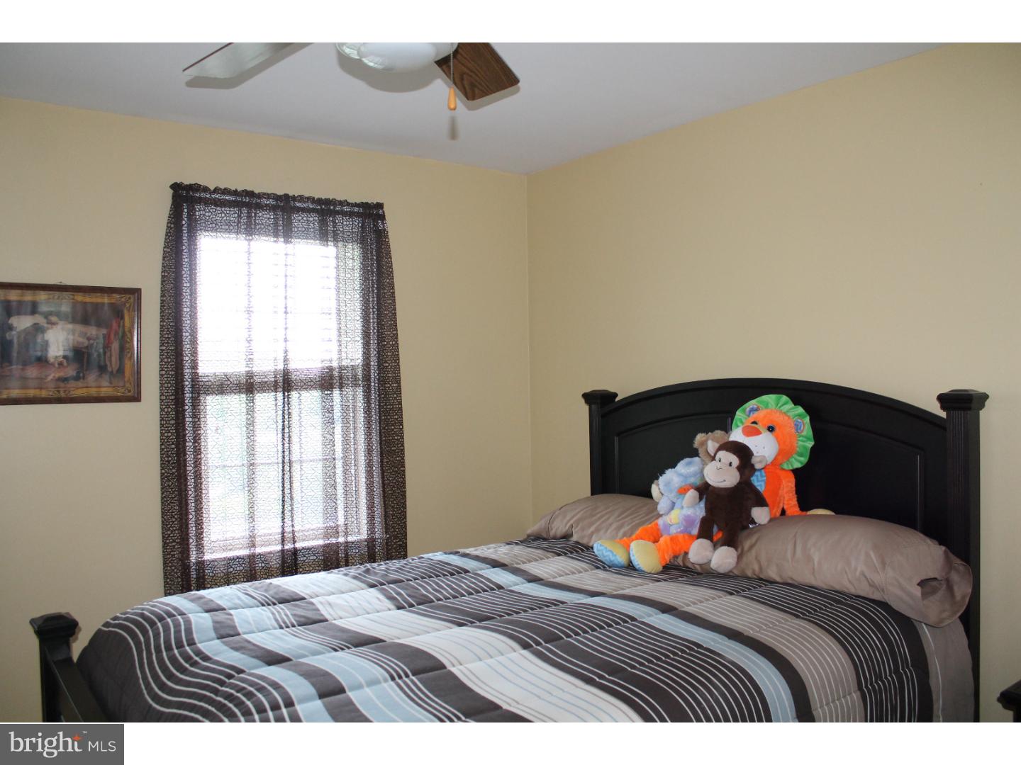 327 Gibraltar Road Reading, PA 19606 - Photo 17 of 25 Bedroom 2