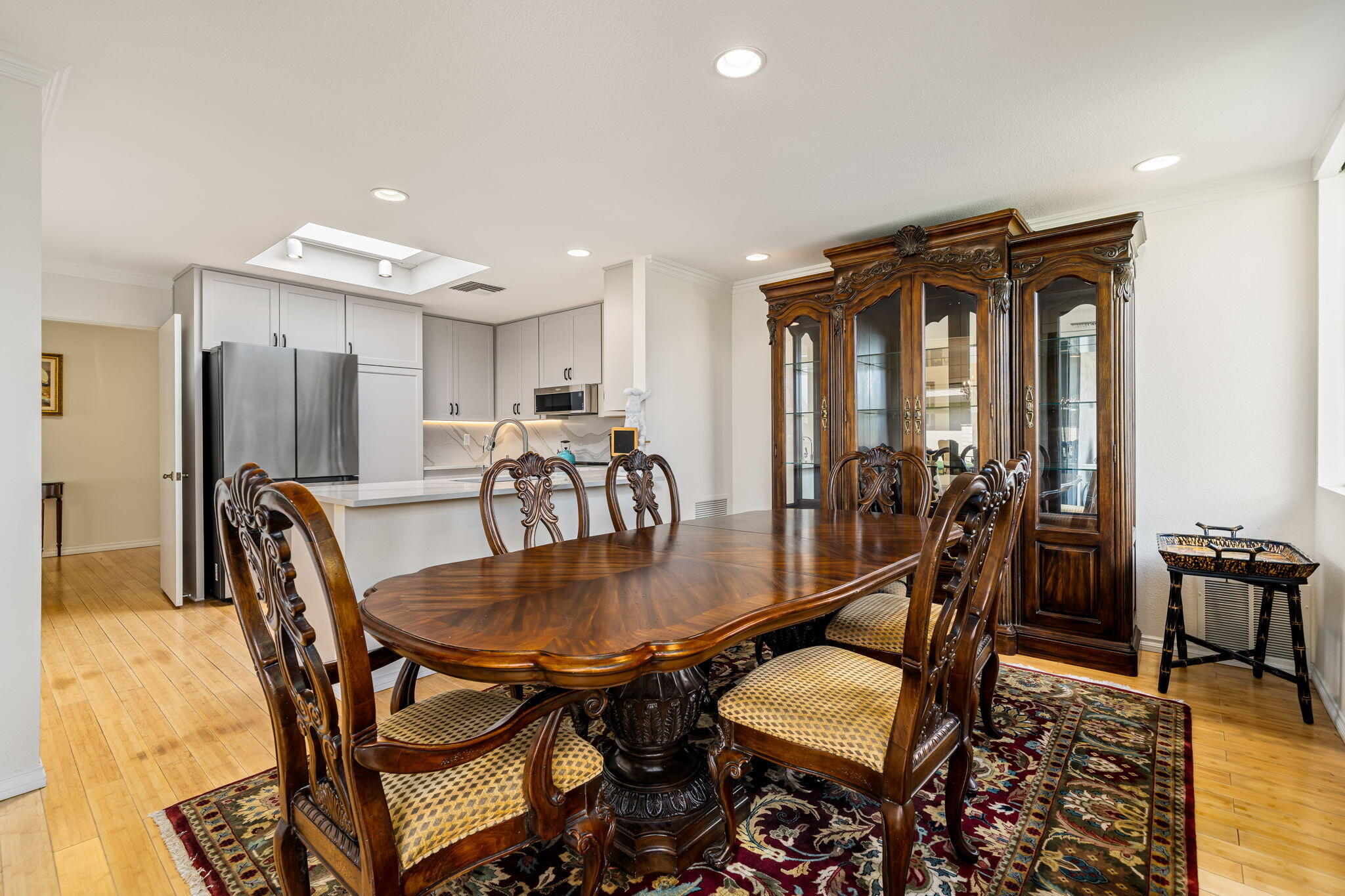 1 Rutgers Court Rancho Mirage, CA 92270 - Photo 8 of 37 a dining room with furniture and window