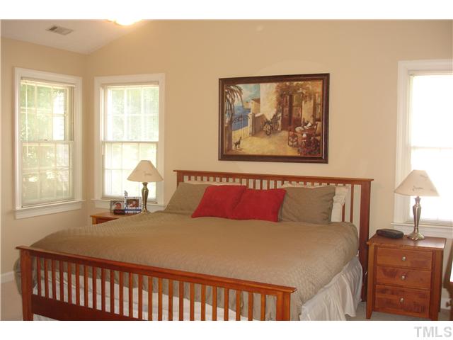 9105 Doublebit Drive Raleigh, NC 27615 - Photo 6 of 20 Spacious master suite with lots of natural light and good wall space for furniture.