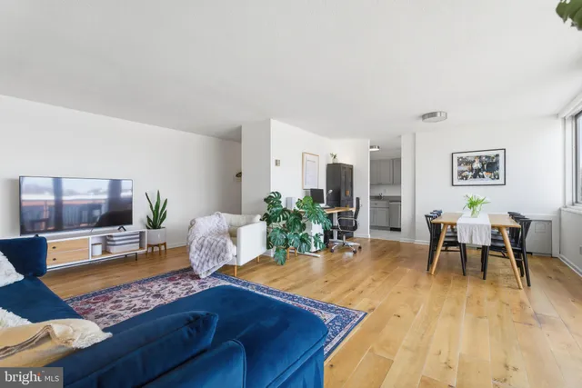 $365,000 | 1301 South Arlington Ridge Road, Unit 610, Arlington, VA 22202