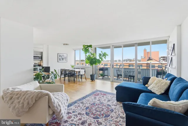 $365,000 | 1301 South Arlington Ridge Road, Unit 610, Arlington, VA 22202