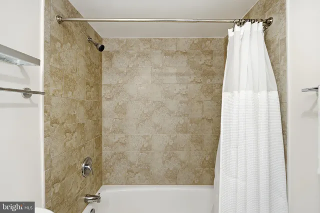 $365,000 | 1301 South Arlington Ridge Road, Unit 610, Arlington, VA 22202