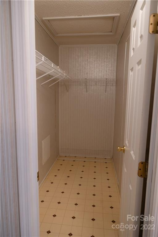 5040 Tabernacle Road Lancaster, SC 29720 - Photo 9 of 26 a bathroom with a shower