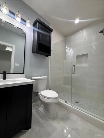 $1,250 | 508 North Emerald Avenue, Unit 3, Edinburg, TX 78539