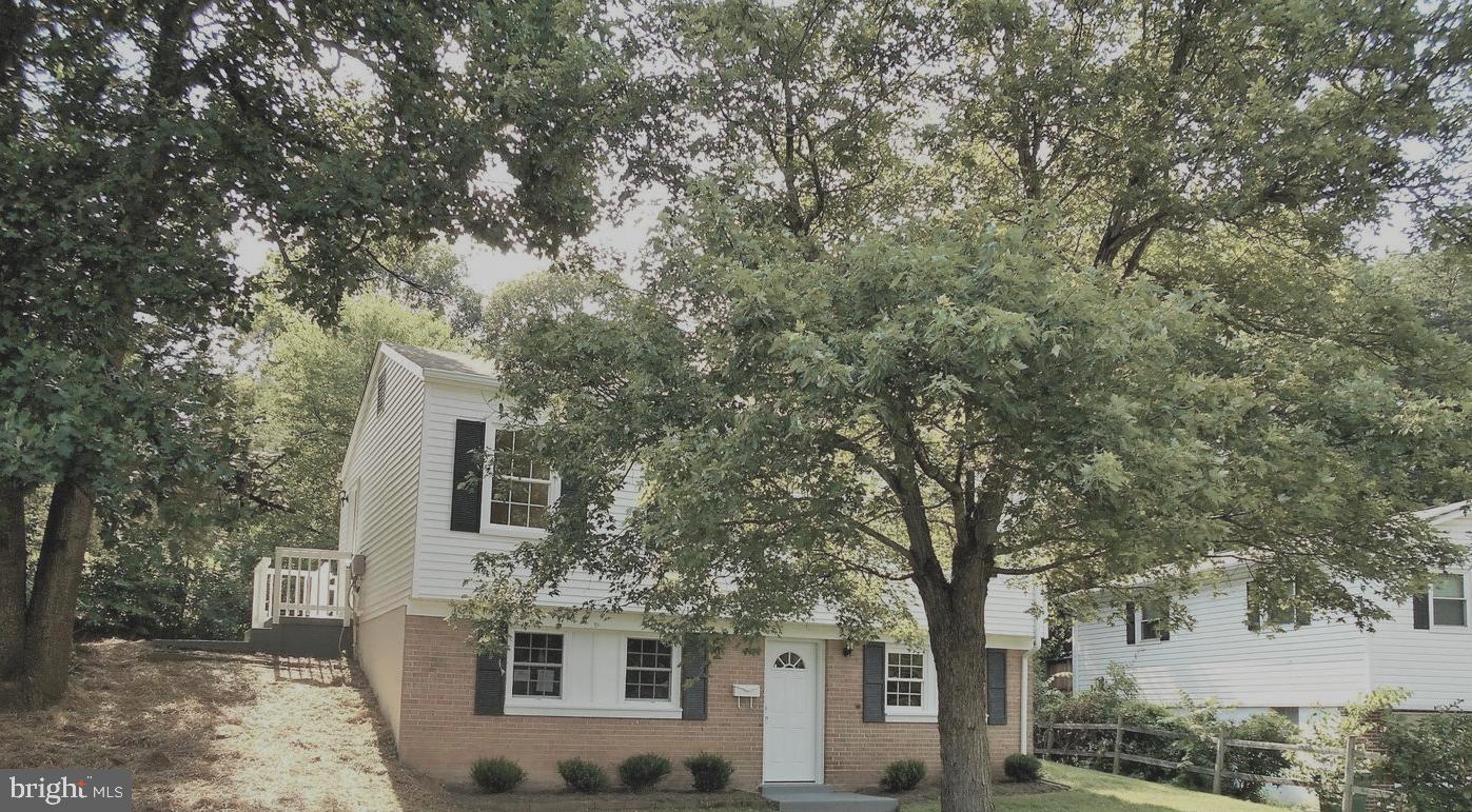 14320 Ferndale Road Woodbridge, VA 22193 - Photo 1 of 37 Gallery Image 1