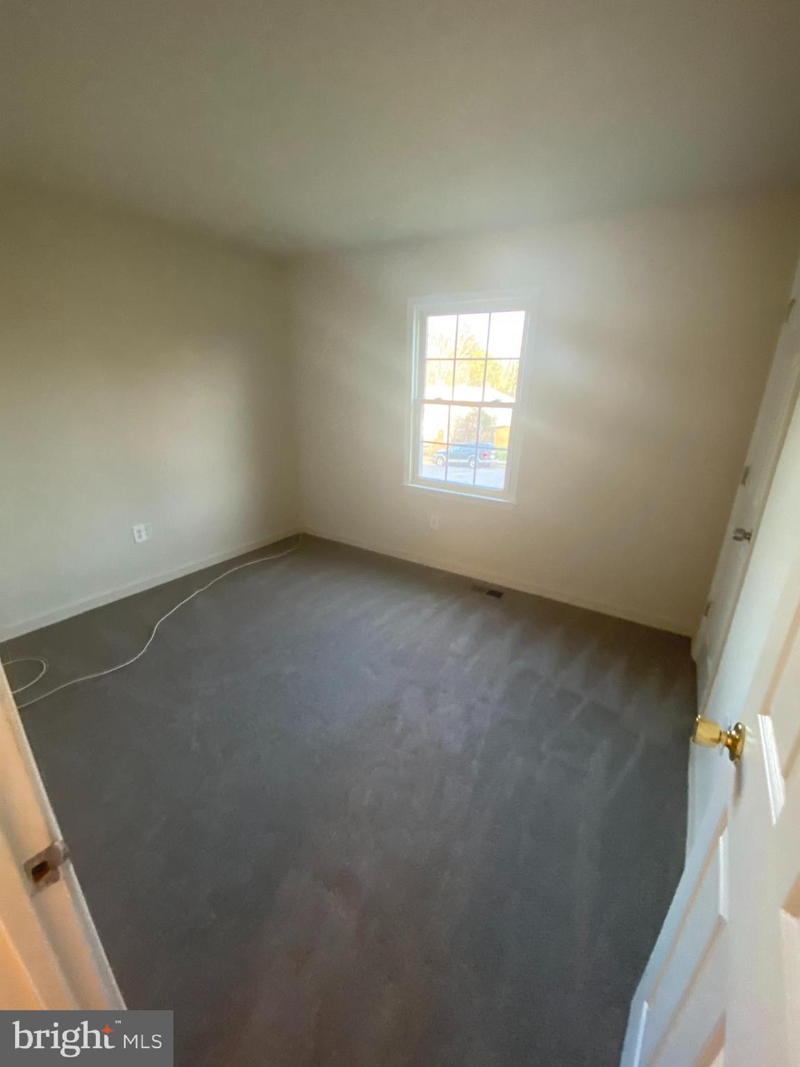 14320 Ferndale Road Woodbridge, VA 22193 - Photo 26 of 37 Gallery Image 26
