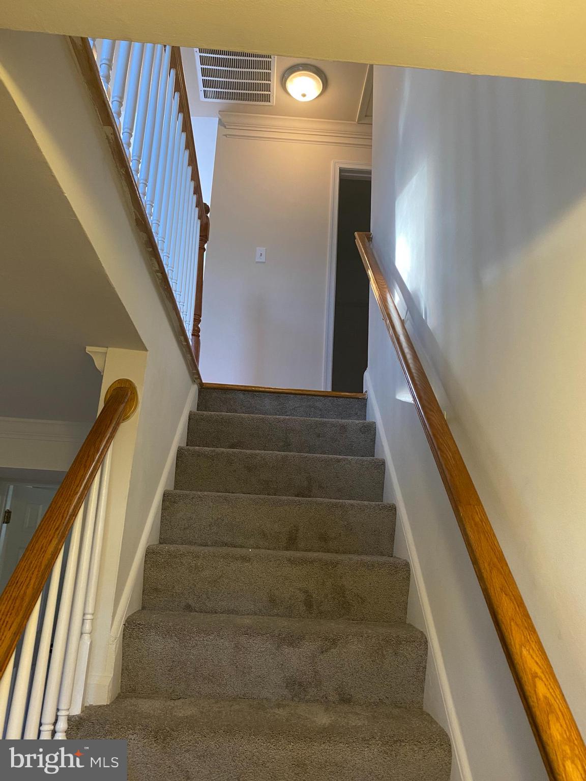 14320 Ferndale Road Woodbridge, VA 22193 - Photo 6 of 37 Gallery Image 6