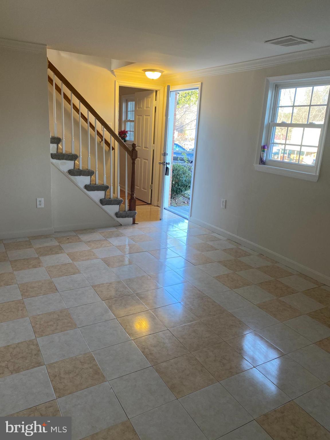 14320 Ferndale Road Woodbridge, VA 22193 - Photo 8 of 37 Gallery Image 8