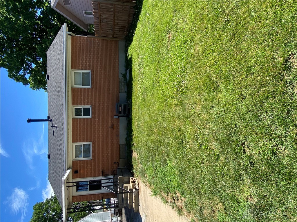4037 Reading Road Dayton, OH 45420 - Photo 35 of 36