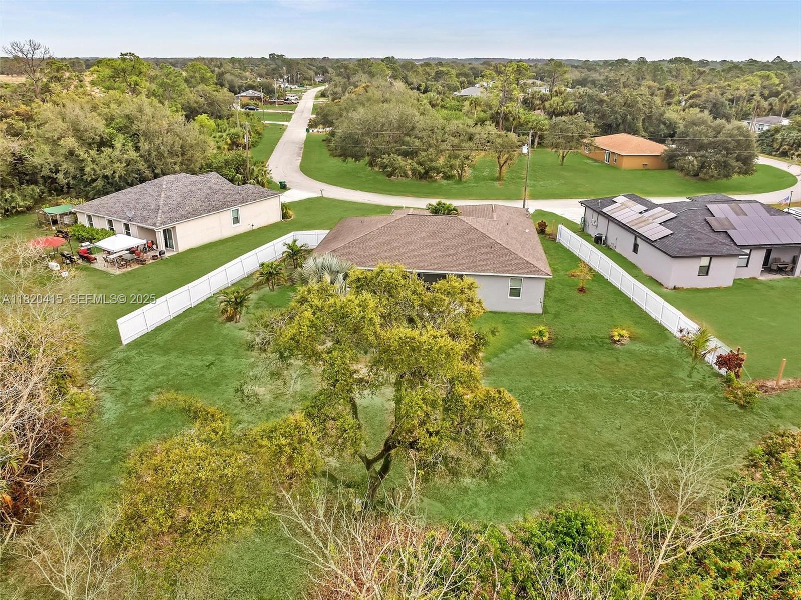 6027 Acorn Circle LaBelle, FL 33935 - Photo 1 of 26 a view of a city