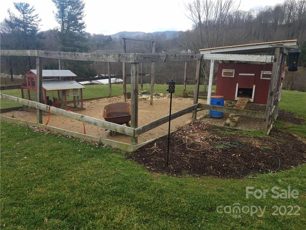 60 Caldwell Road Waynesville, NC 28786 - Photo 8 of 29 Gallery Image 8