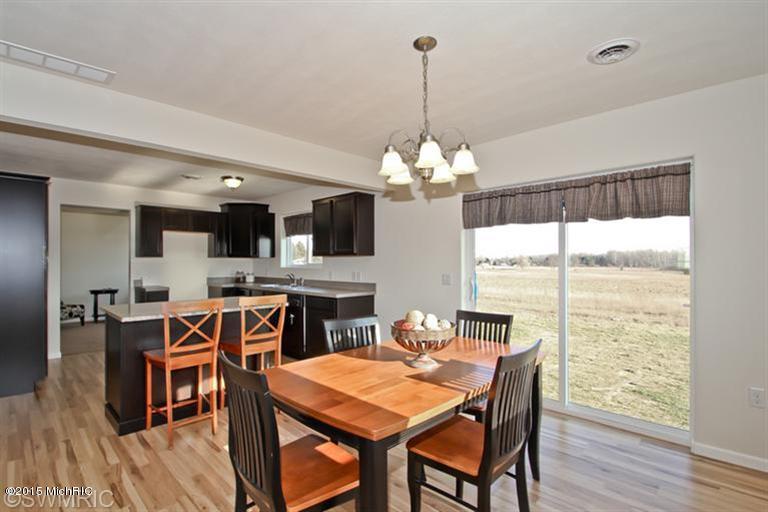 11148 Prairie Ridge Drive Middleville, MI 49333 - Photo 4 of 12 13035783_03