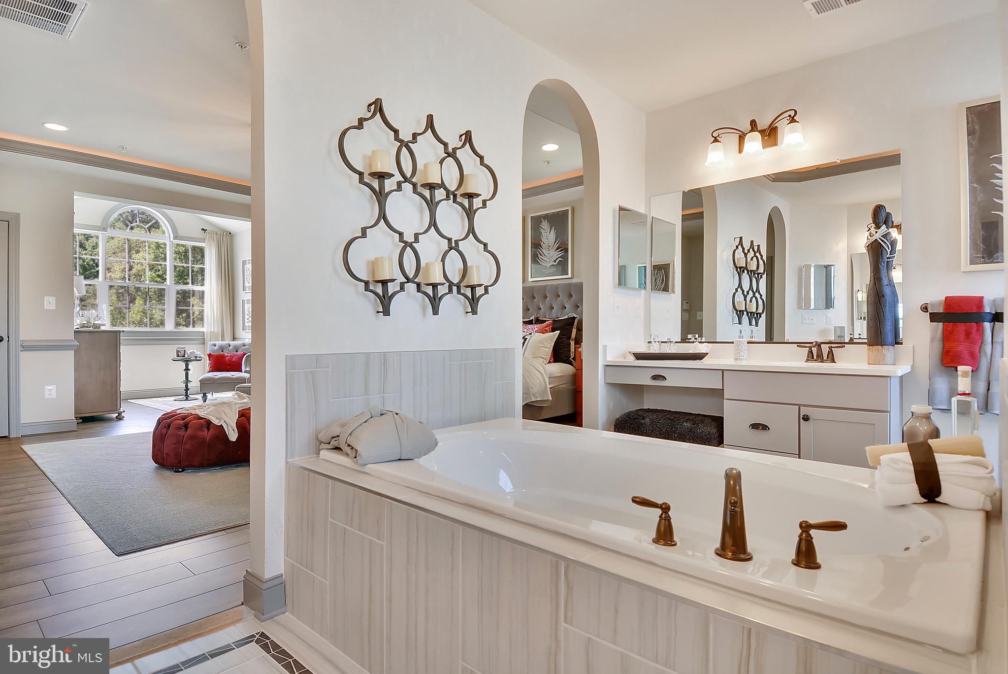 12370 Hall Shop Road Highland, MD 20759 - Photo 7 of 10 Owner's Bath