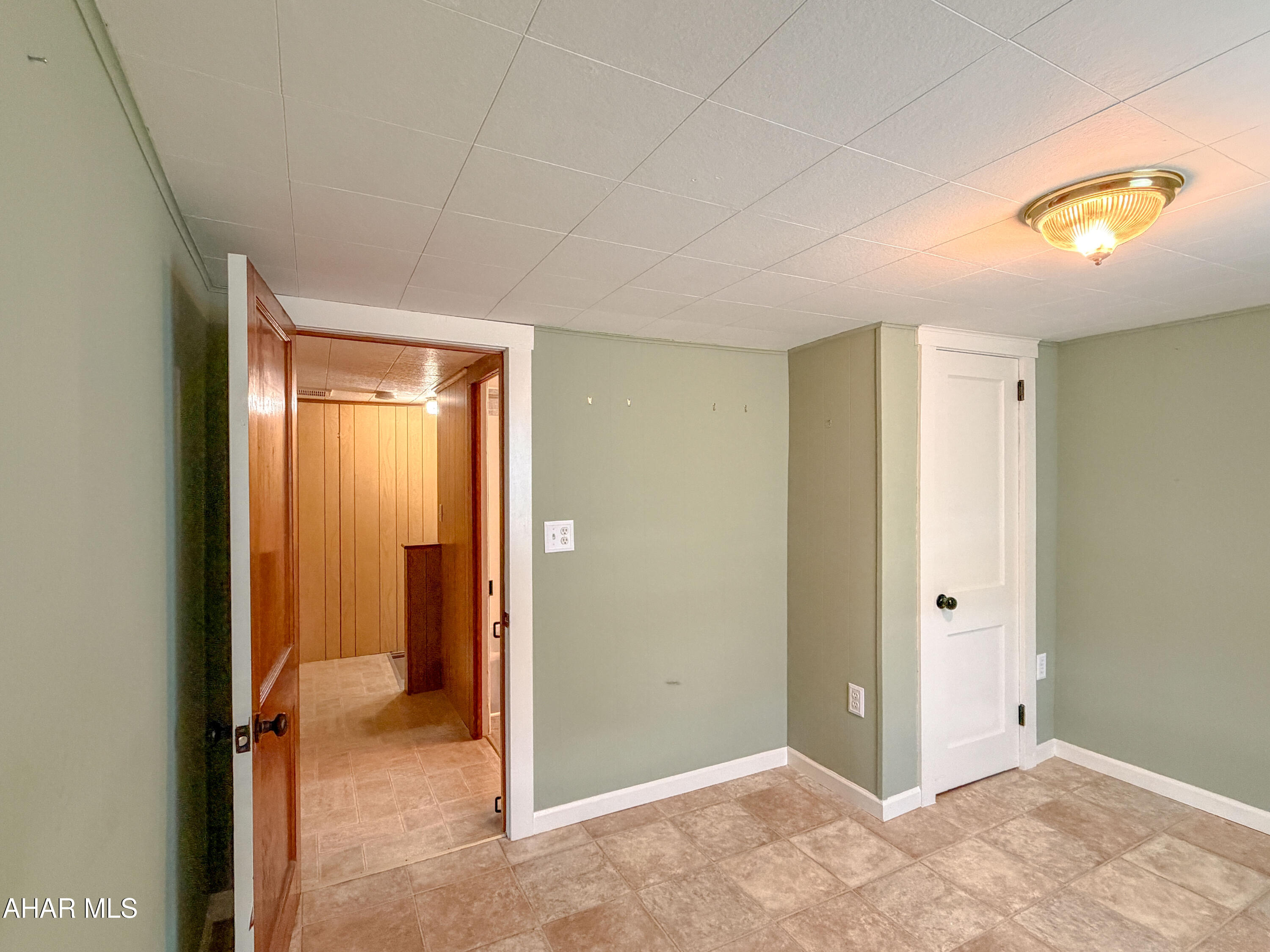 2391 Raystown Road Everett, PA 15537 - Photo 20 of 61