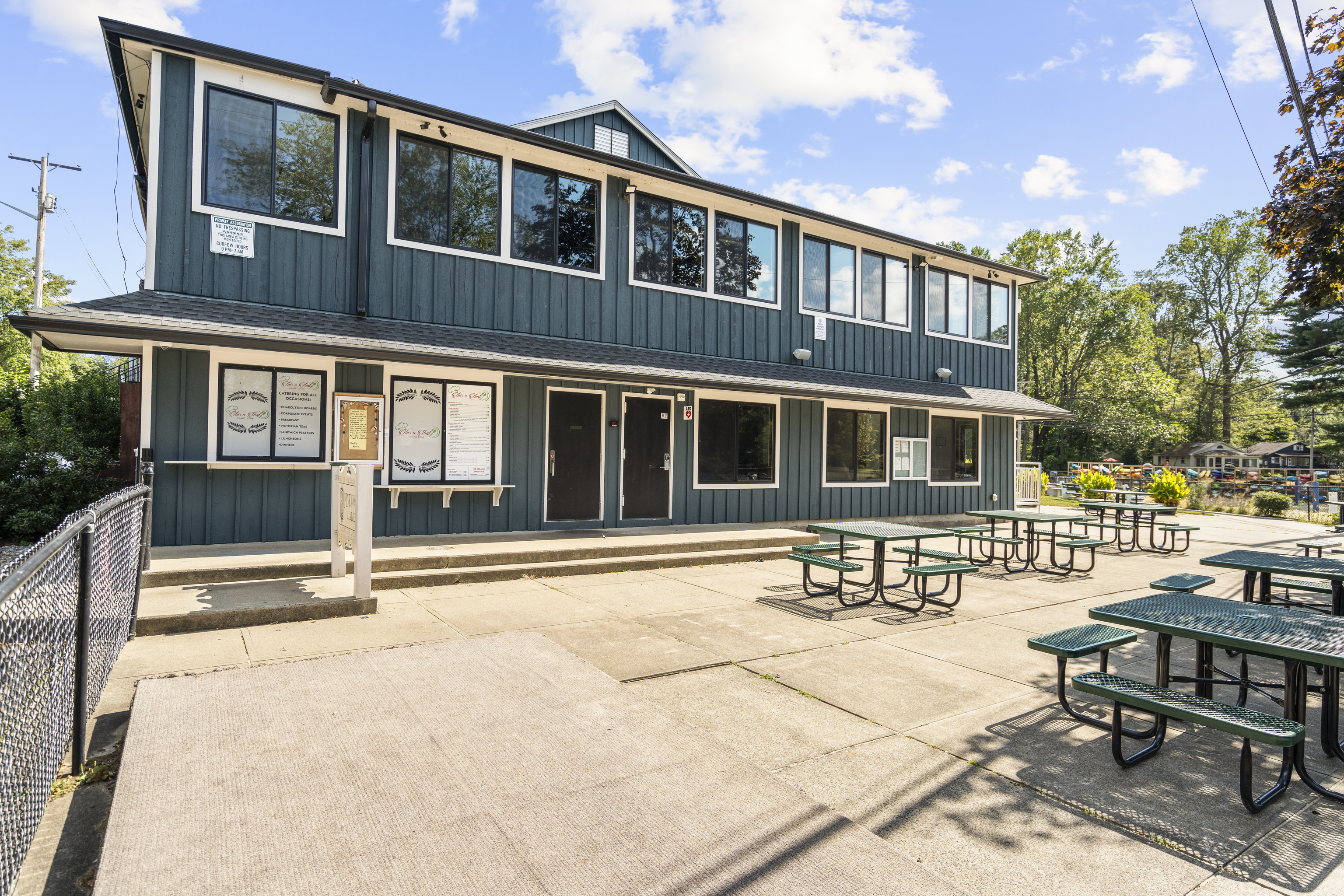 Lot#4 & Mischa Road, Unit 5W Trumbull, CT 06611 - Photo 17 of 19 a backyard of a house with outdoor seating