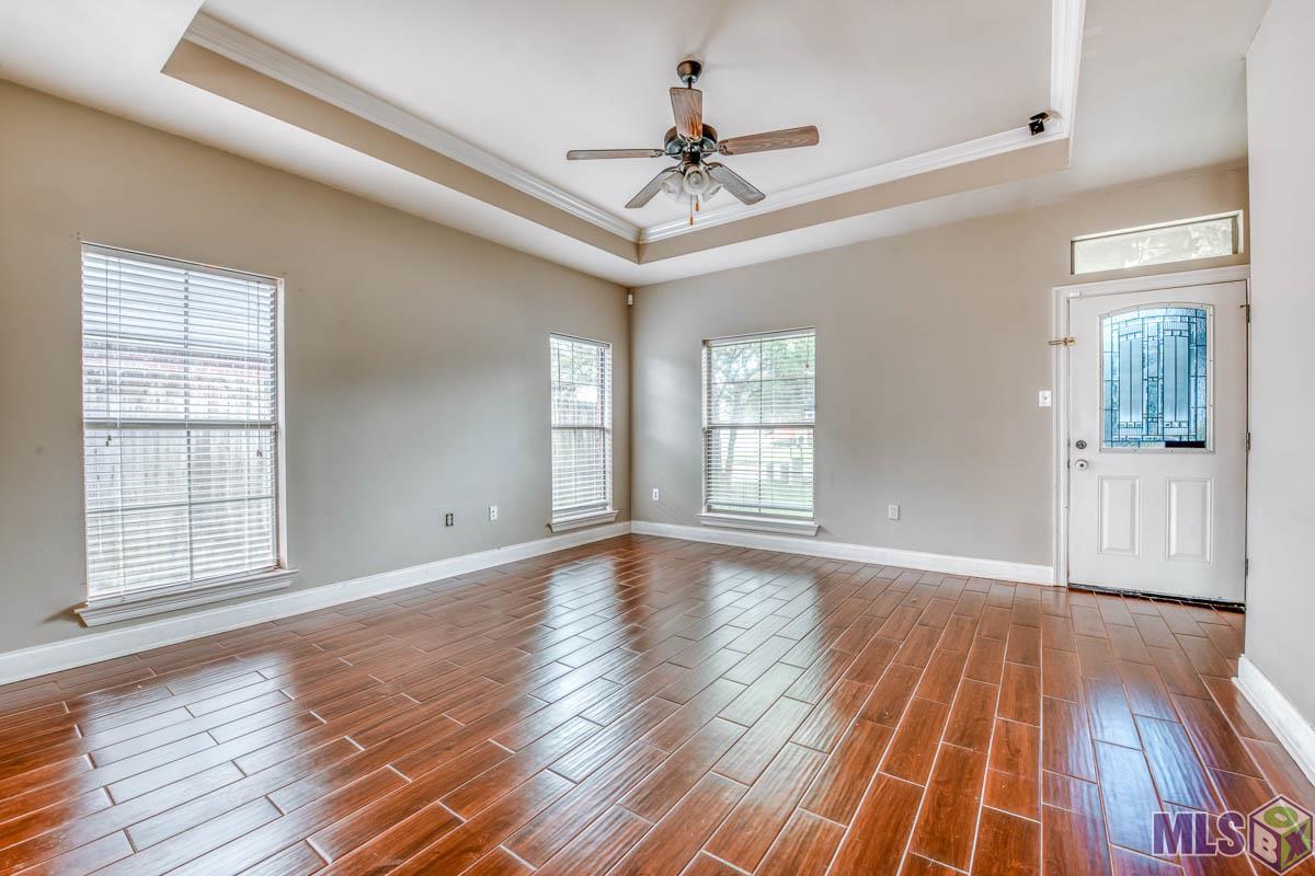 40535 Cross Ridge Avenue Gonzales, LA 70737 - Photo 4 of 14
