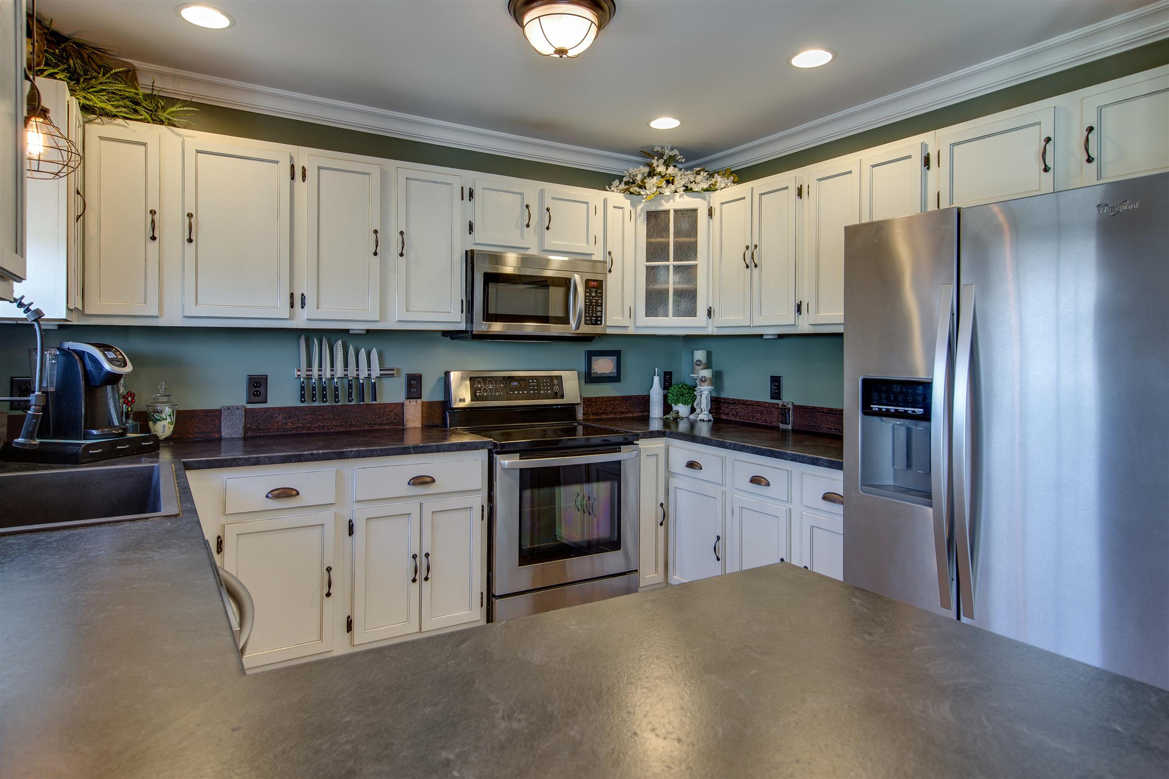 1116 B Littleton Ranch Road Castalian Springs, TN 37031 - Photo 9 of 27 Gallery Image 9