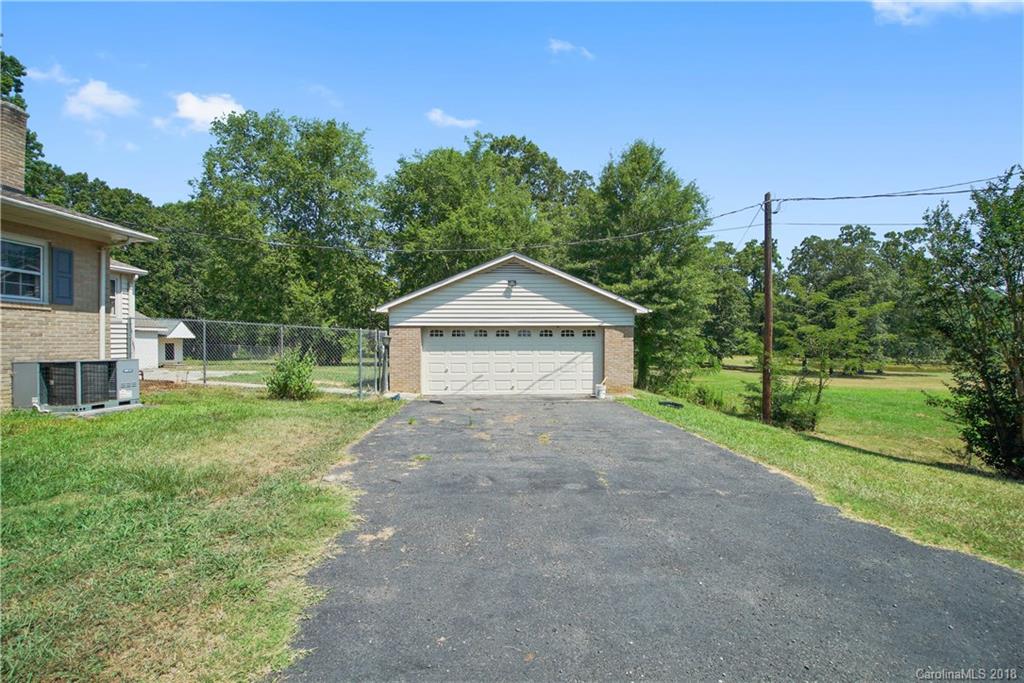346 Banner Road Heath Springs, SC 29058 - Photo 8 of 35 Gallery Image 8