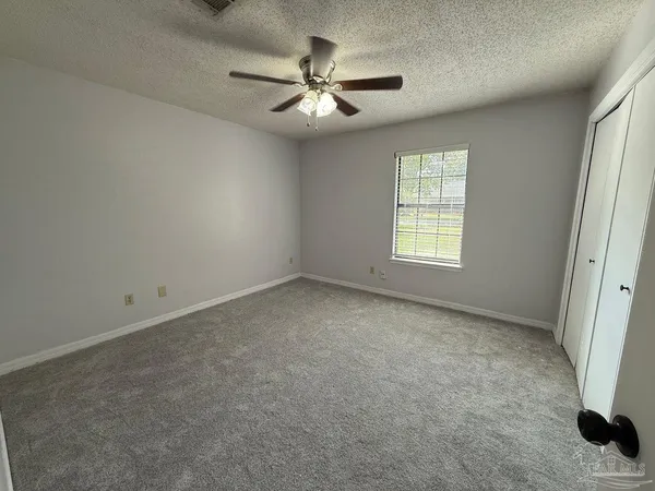$1,995 | 3872 Mariners Drive, Gulf Breeze, FL 32563