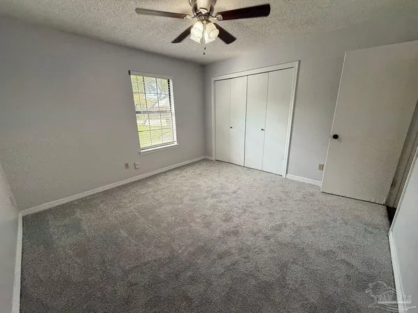 $1,995 | 3872 Mariners Drive, Gulf Breeze, FL 32563