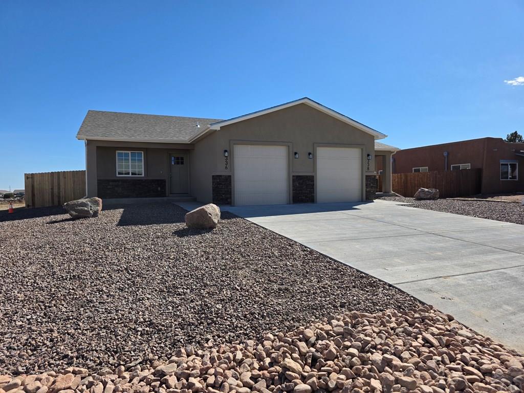 336 South Clarion Drive Pueblo West, CO 81007 - Photo 3 of 40