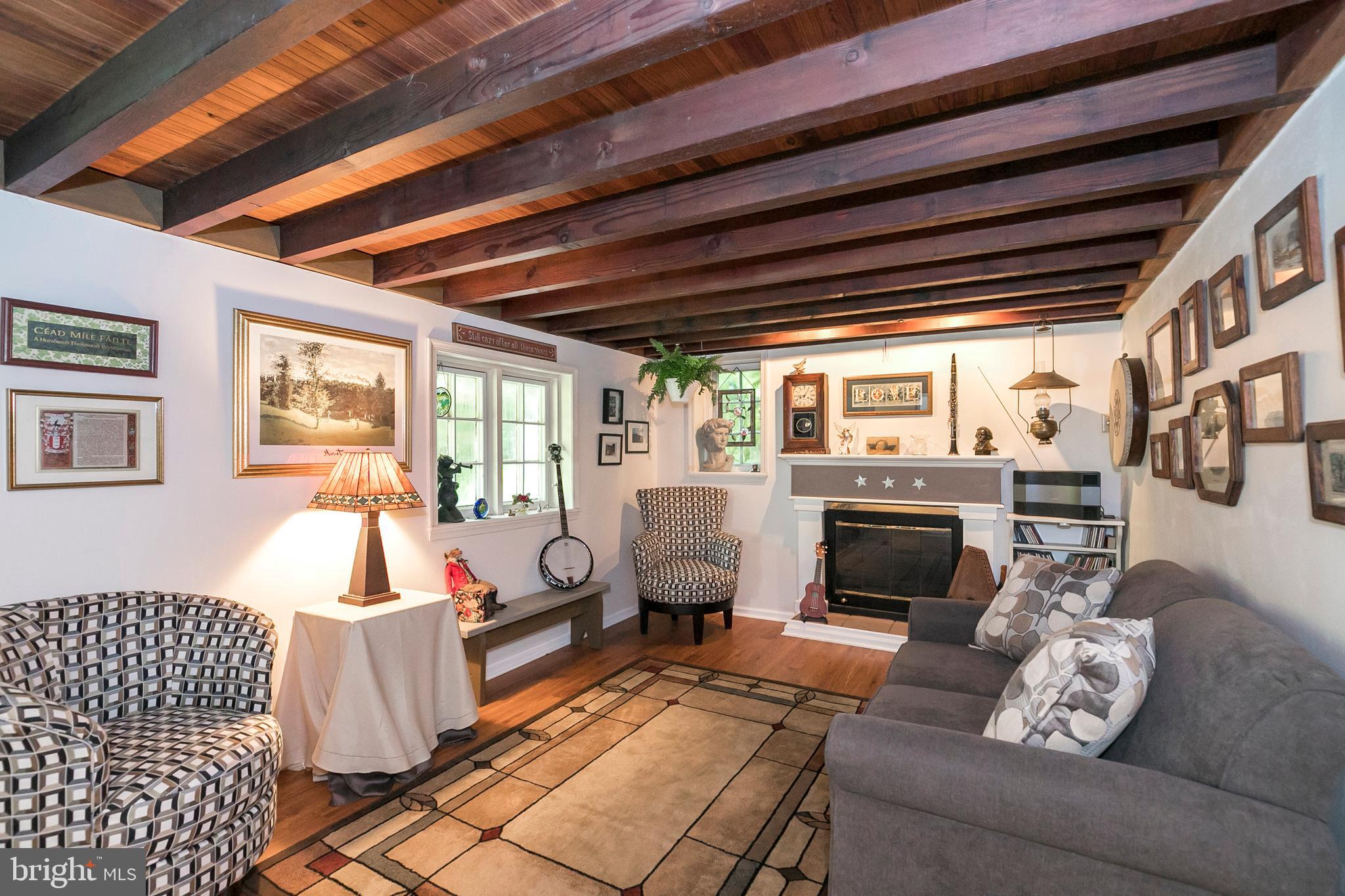 340 Norwood Road Downingtown, PA 19335 - Photo 18 of 36 Ceiling with beams add to this appealing room!
