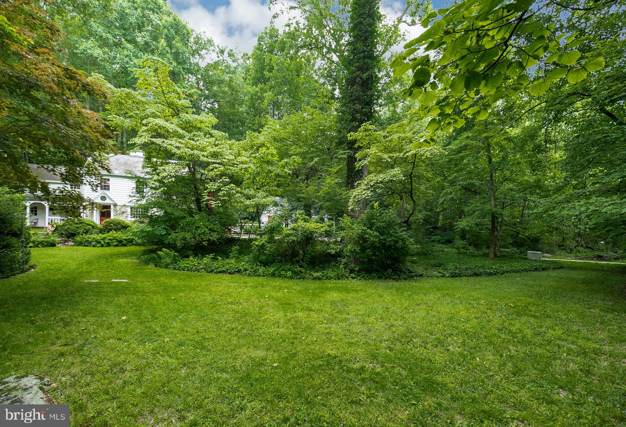 340 Norwood Road Downingtown, PA 19335 - Photo 8 of 36 Room to Wander!
