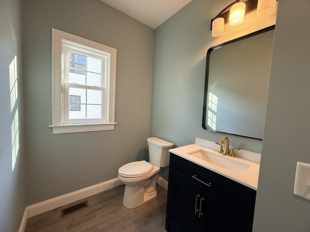 24 Cooper Road Webster, MA 01570 - Photo 20 of 42