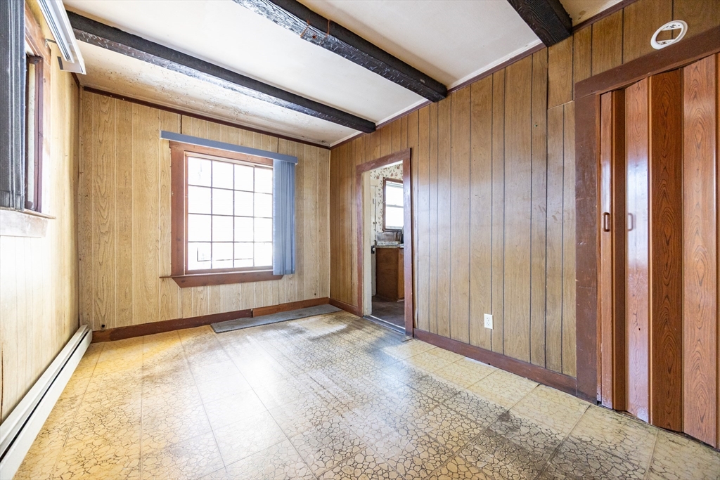 31 Jefferson Street Lynn, MA 01902 - Photo 5 of 17