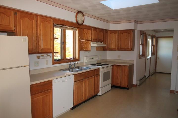 275 South Witham Road Auburn, ME 04210 - Photo 9 of 20 Kitchen with skylights