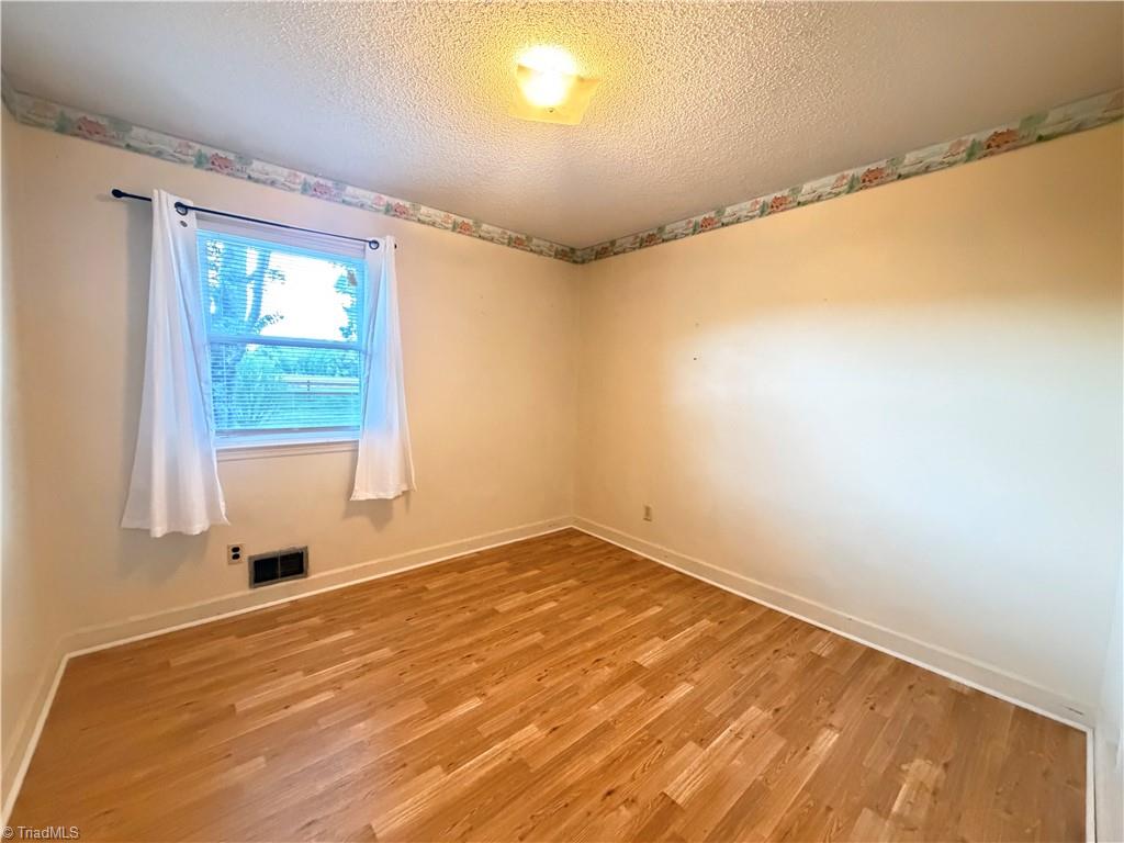 581 Martin Byrd Road Elkin, NC 28621 - Photo 8 of 24