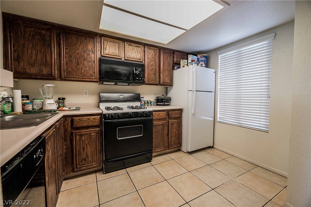 8070 West Russell Road, Unit 1128 Las Vegas, NV 89113 - Photo 10 of 32 Gallery Image 10