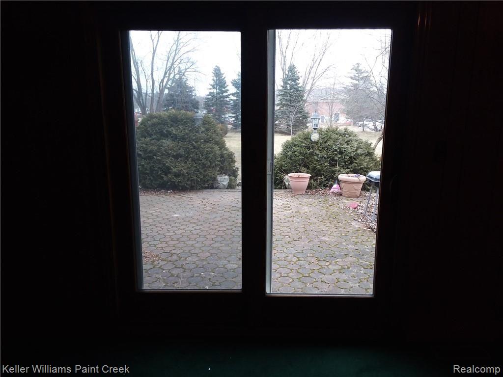 3919 Orchardview Avenue Rochester Hills, MI 48307 - Photo 8 of 18
