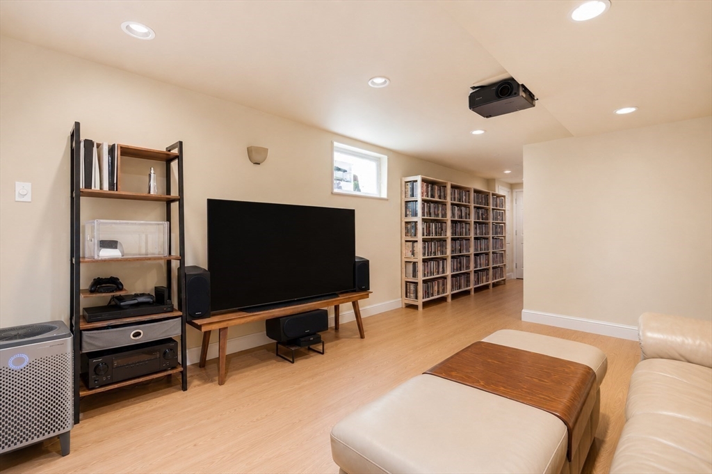 9 Seagrave Road, Unit 1 Cambridge, MA 02140 - Photo 13 of 16